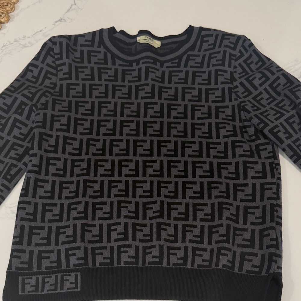 Fendi  women’s sweater